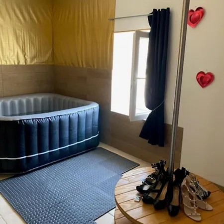 아파트 L Arc En Ciel Sejour Cocooning Pour Deux Avec Ambiance Romantique Begnecourt